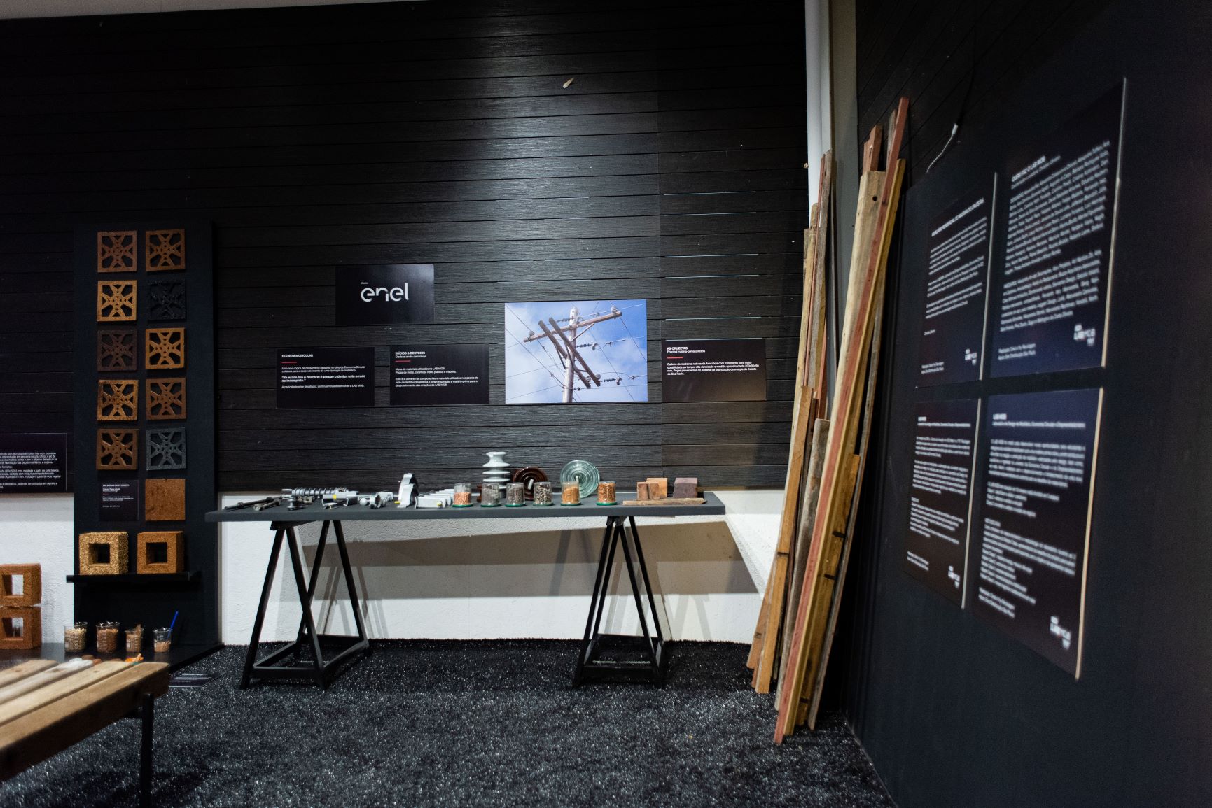 exposição 3 painel exposição, semana do design da américa latina